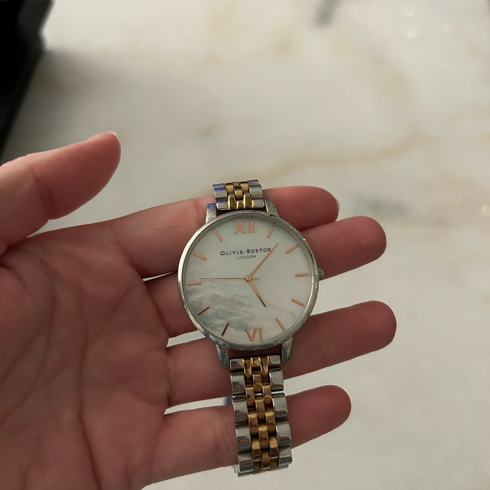 2 watches and 3 necklaces for $50 - Picture 8 of 11
